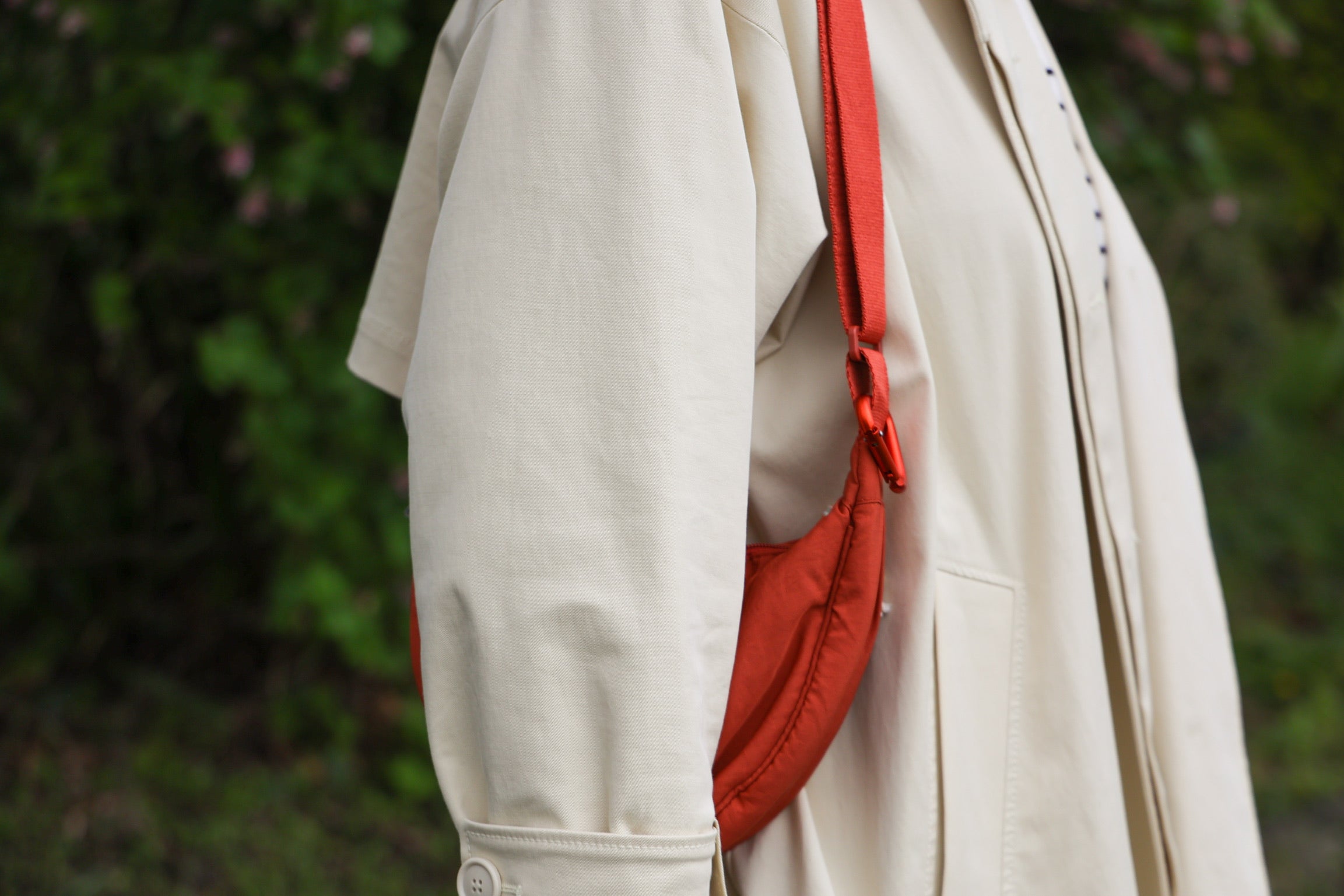 Luna Sling Bag