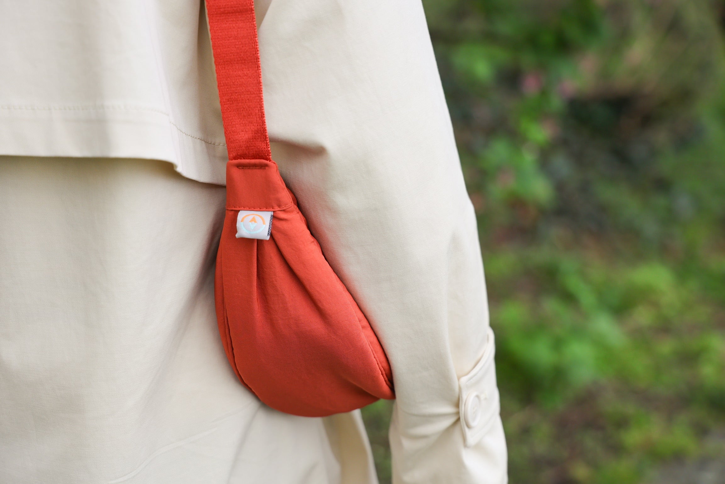 Luna Sling Bag