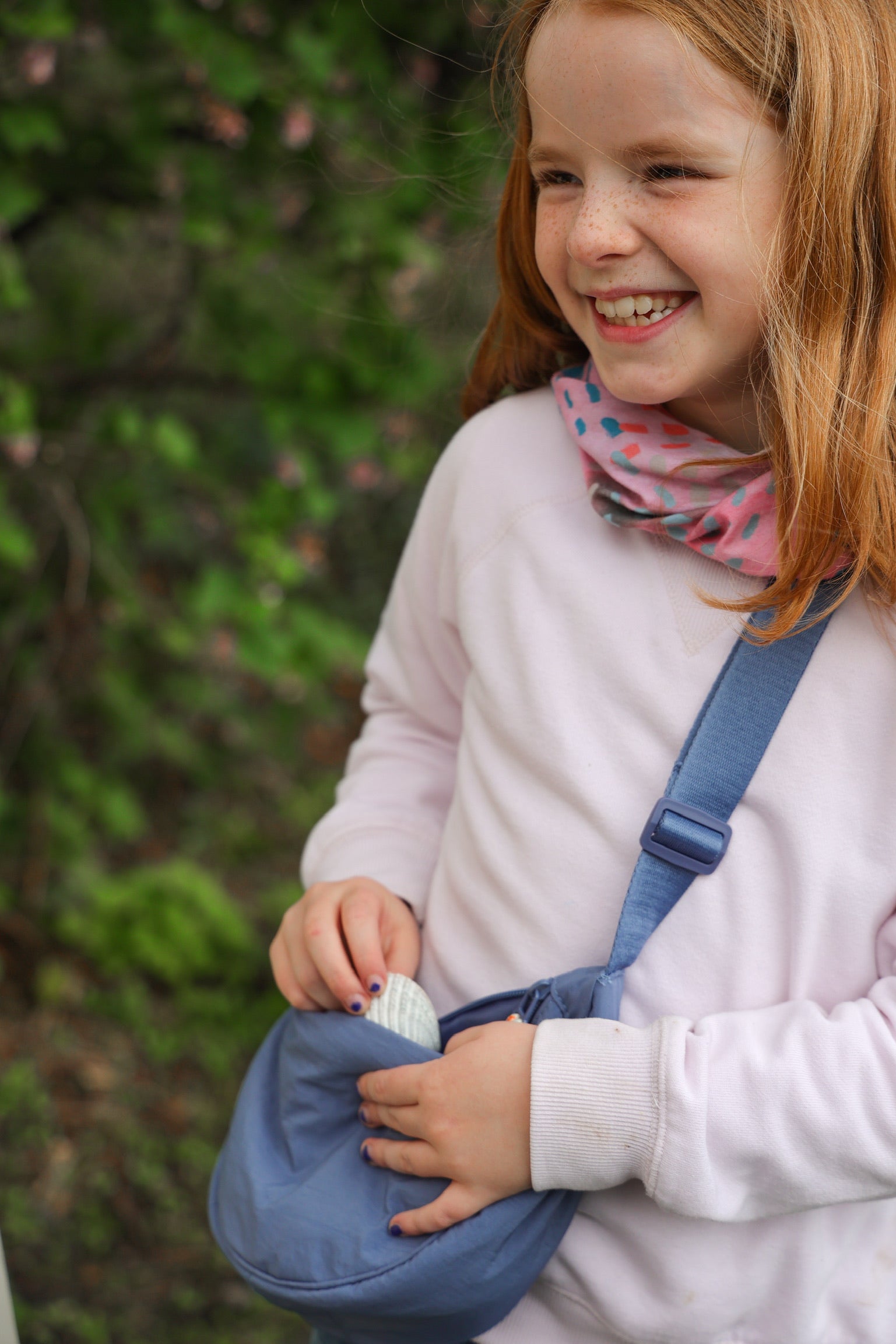 Luna Sling Bag